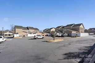 110 W Pine St, Lincolnton, NC 28092 - Photo 37