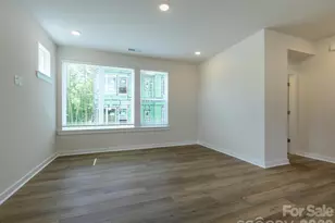 1120 Bismuth Ln, Charlotte, NC 28211 - Photo 15