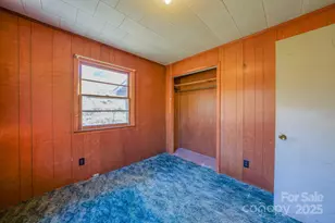 318 Monticello Rd, Weaverville, NC 28787 - Photo 5