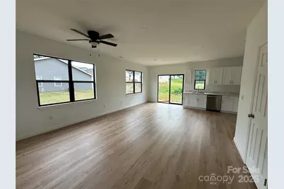 804 3rd Street Place SW, Hickory, NC 28602 - Photo 3