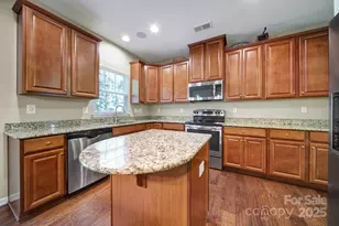 1012 King's Bottom Dr, Fort Mill, SC 29715 - Photo 11