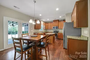 1012 King's Bottom Dr, Fort Mill, SC 29715 - Photo 9