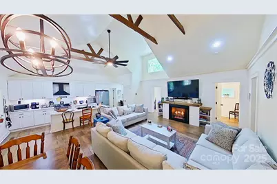 227 Ashmore Avenue, Hendersonville, NC 28791 - Photo 19