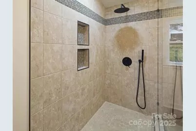 227 Ashmore Avenue, Hendersonville, NC 28791 - Photo 17