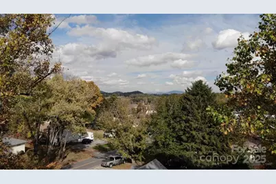 227 Ashmore Avenue, Hendersonville, NC 28791 - Photo 7