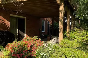 5806 Whitingham Dr, Charlotte, NC 28215 - Photo 9