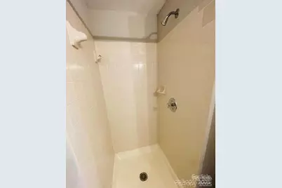 1624 Arlyn Circle #G, Charlotte, NC 28213 - Photo 7