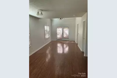 5884 Prescott Court, Charlotte, NC 28269 - Photo 3