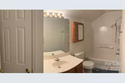 5884 Prescott Court, Charlotte, NC 28269 - Photo 11