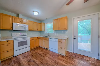 109 Chapman Drive, Asheville, NC 28805 - Photo 5