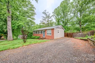 109 Chapman Dr, Asheville, NC 28805 - Photo 15