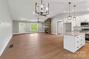 632 Morlin Acres Dr, Marshall, NC 28753 - Photo 11