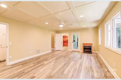 305 E High Point Lane, Hendersonville, NC 28791 - Photo 27