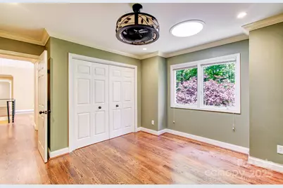 305 E High Point Lane, Hendersonville, NC 28791 - Photo 23