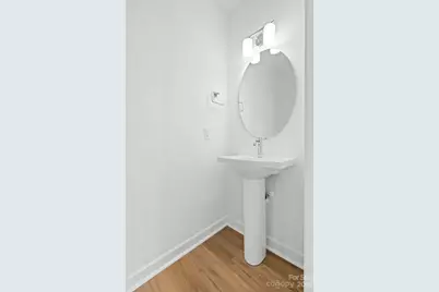 3920 Hager Drive, Charlotte, NC 28208 - Photo 9