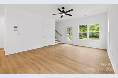 3920 Hager Drive, Charlotte, NC 28208 - Photo 7