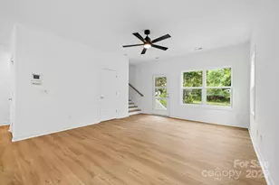 3920 Hager Dr, Charlotte, NC 28208 - Photo 7