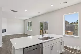 827 Adelston Ln, Asheville, NC 28804 - Photo 17