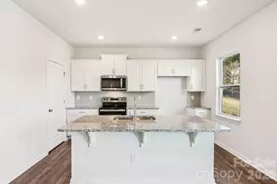 831 Adelston Ln, Asheville, NC 28804 - Photo 13