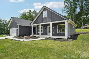 86 Point Hope Ln, Hendersonville, NC 28792 - Photo 3