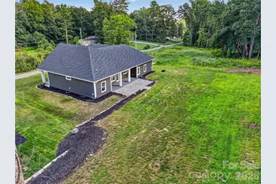 86 Point Hope Lane, Hendersonville, NC 28792 - Photo 3