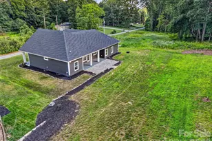 86 Point Hope Ln, Hendersonville, NC 28792 - Photo 3