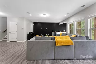 15416 Oleander Dr, Charlotte, NC 28278 - Photo 29