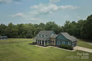 355 Night Lark Ln, Campobello, SC 29322 - Photo 3