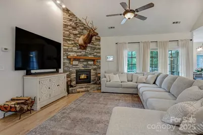 355 Night Lark Lane, Campobello, SC 29322 - Photo 7