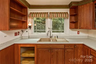 20 Kenilwood Place, Asheville, NC 28803 - Photo 11