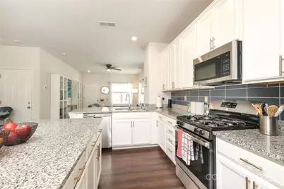 7024 Jane Parks Way, Charlotte, NC 28217 - Photo 9