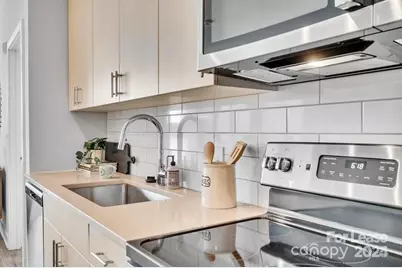 2020 W Morehead Street #XM, Charlotte, NC 28208 - Photo 23