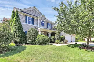 6028 Zinnia Dr, Matthews, NC 28104 - Photo 3