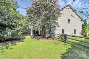 6028 Zinnia Dr, Matthews, NC 28104 - Photo 43