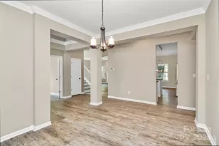 6028 Zinnia Dr, Matthews, NC 28104 - Photo 11