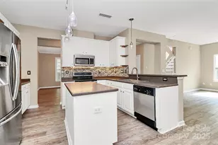 6028 Zinnia Dr, Matthews, NC 28104 - Photo 17