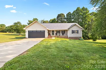 105 Saddlewood Lane, Statesville, NC 28625 - Photo 5