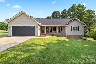 105 Saddlewood Ln, Statesville, NC 28625 - Photo 1