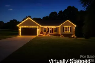 105 Saddlewood Ln, Statesville, NC 28625 - Photo 5