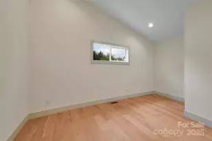 30 Sand Hill Rd, Asheville, NC 28806 - Photo 27