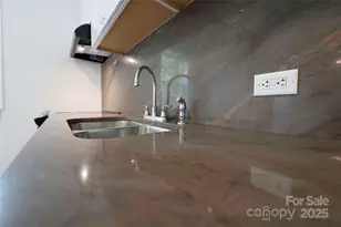 506 N Styers St, Cherryville, NC 28021 - Photo 3