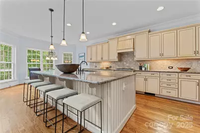 13716 Glen Abbey Drive, Charlotte, NC 28278 - Photo 5