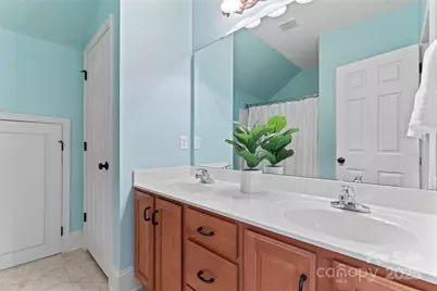 13716 Glen Abbey Drive, Charlotte, NC 28278 - Photo 27