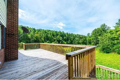5595 Cloverfield Place, Boomer, NC 28606 - Photo 35
