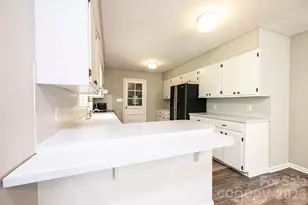 5595 Cloverfield Pl, Boomer, NC 28606 - Photo 17