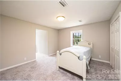 5595 Cloverfield Place, Boomer, NC 28606 - Photo 27