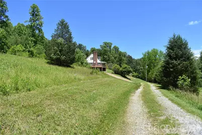 5595 Cloverfield Place, Boomer, NC 28606 - Photo 9