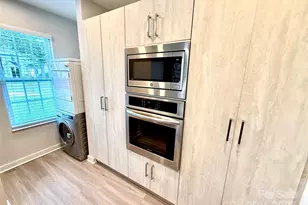 1519 Briar Creek Rd, Charlotte, NC 28205 - Photo 7