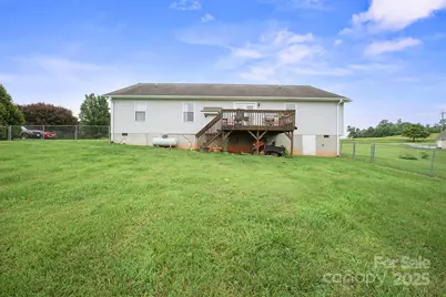 1670 Jamestown Road, Morganton, NC 28655 - Photo 15