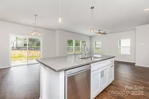 2039 Sadler Woods Ln, Charlotte, NC 28214 - Photo 7